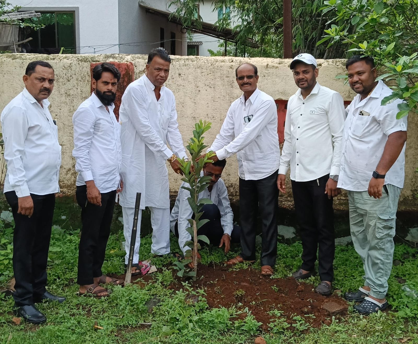 ग्रामपंचायत दुंदरे अंतर्गत वृक्षारोपण कार्यक्रम